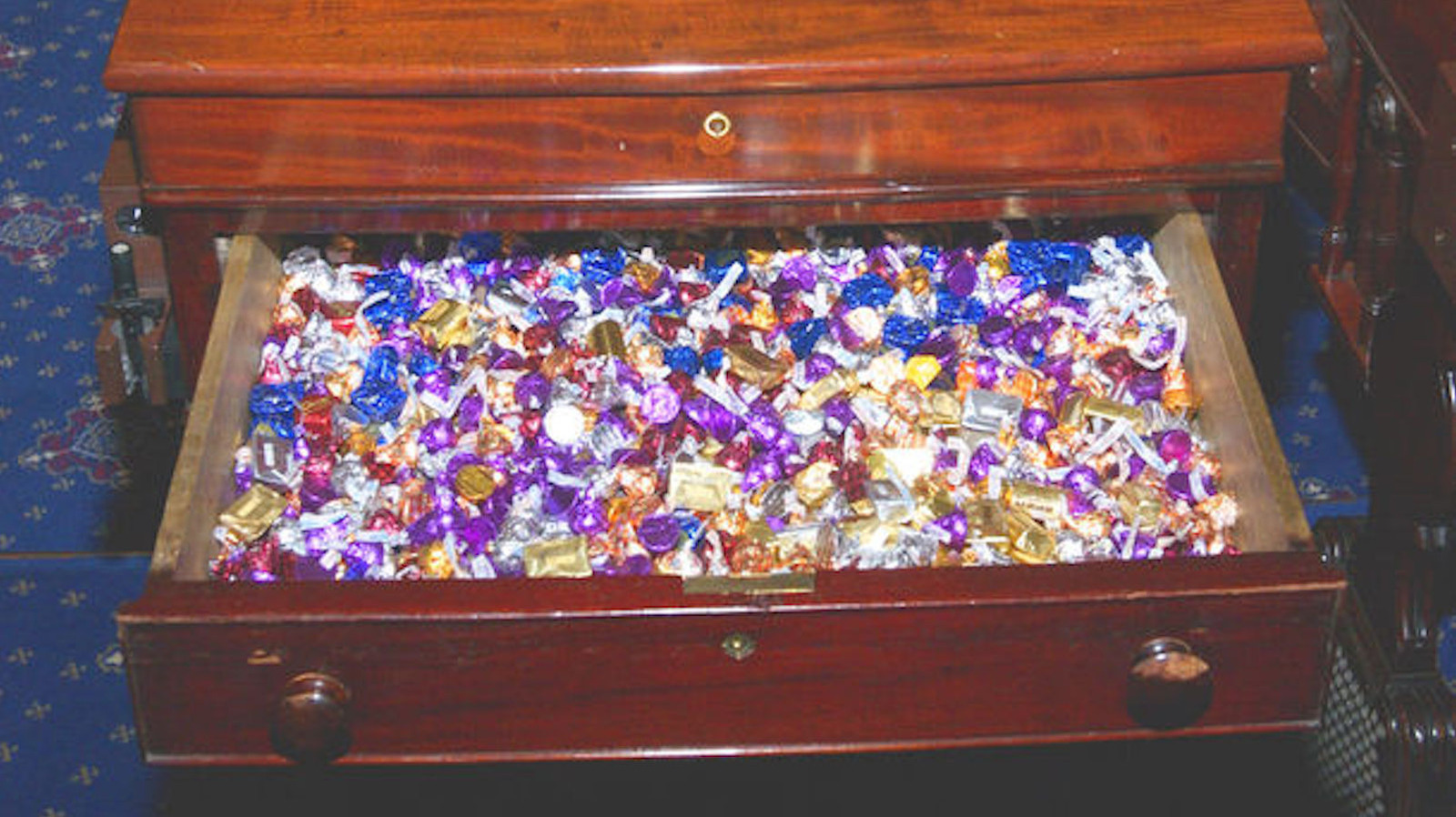 The Longtime Tradition Of The Candy Desk In The U.S. Senate - Tasting Table