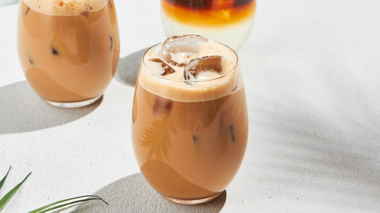 ais kopi cham in a glass with ice