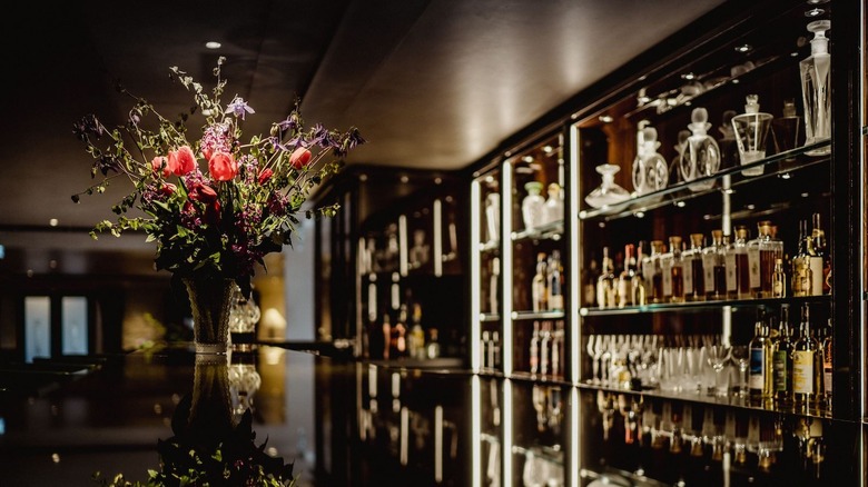 The Lalique Glenturret Restaurant bar