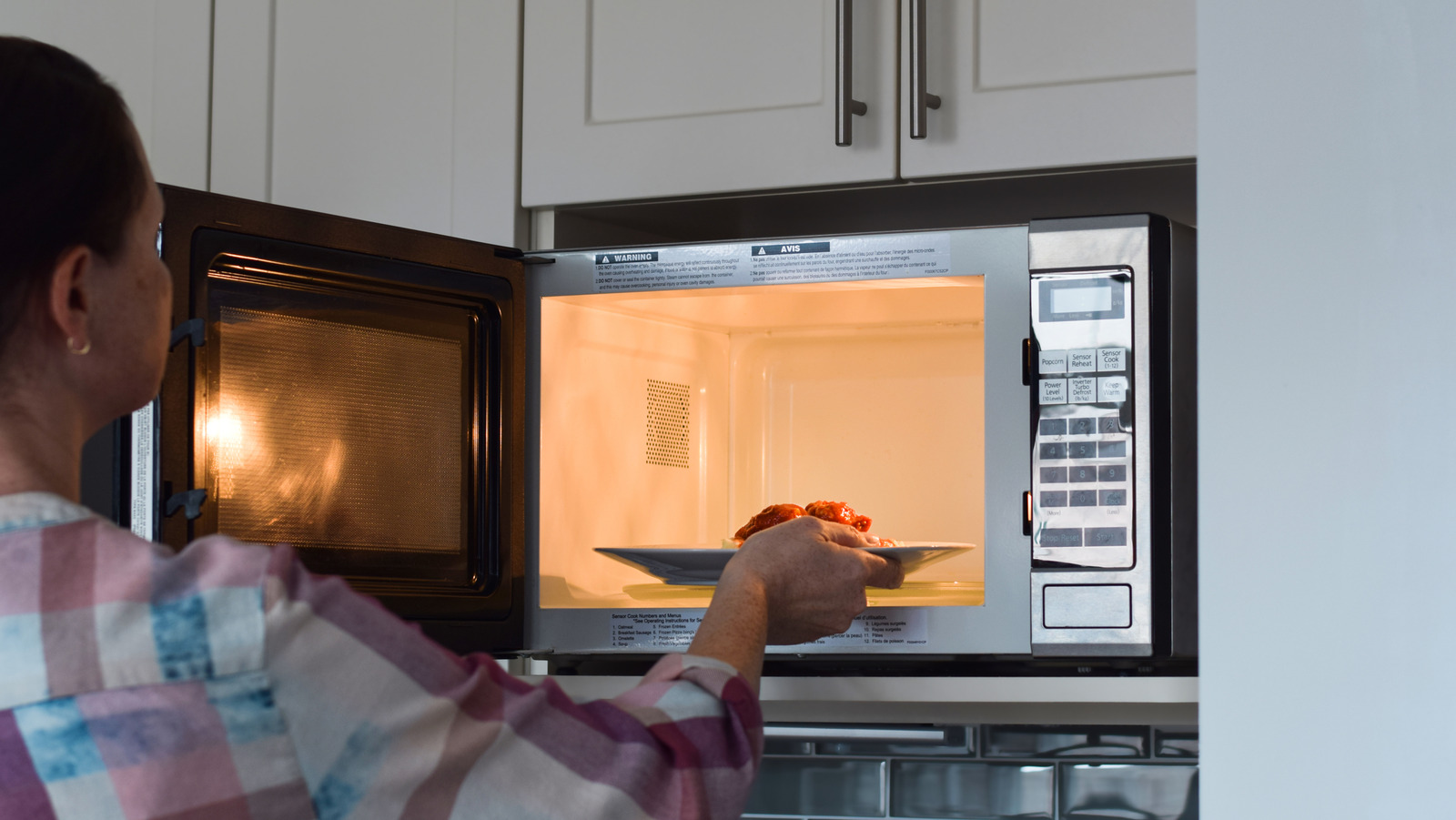 The Microwave Setting That Helps You Achieve Flame-Broiled Taste - Tasting Table