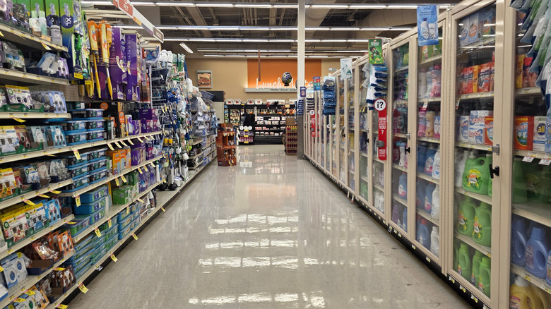 Eagle Food Center on a cold, wet day
