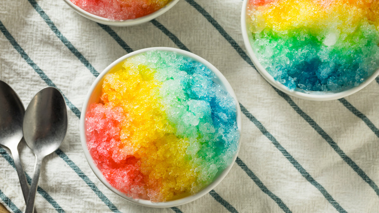 shaved ice in bowls
