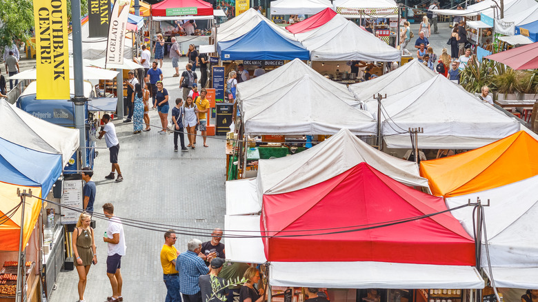 busy summer food market