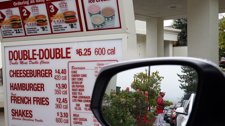 The menu at the In-N-Out drive thru
