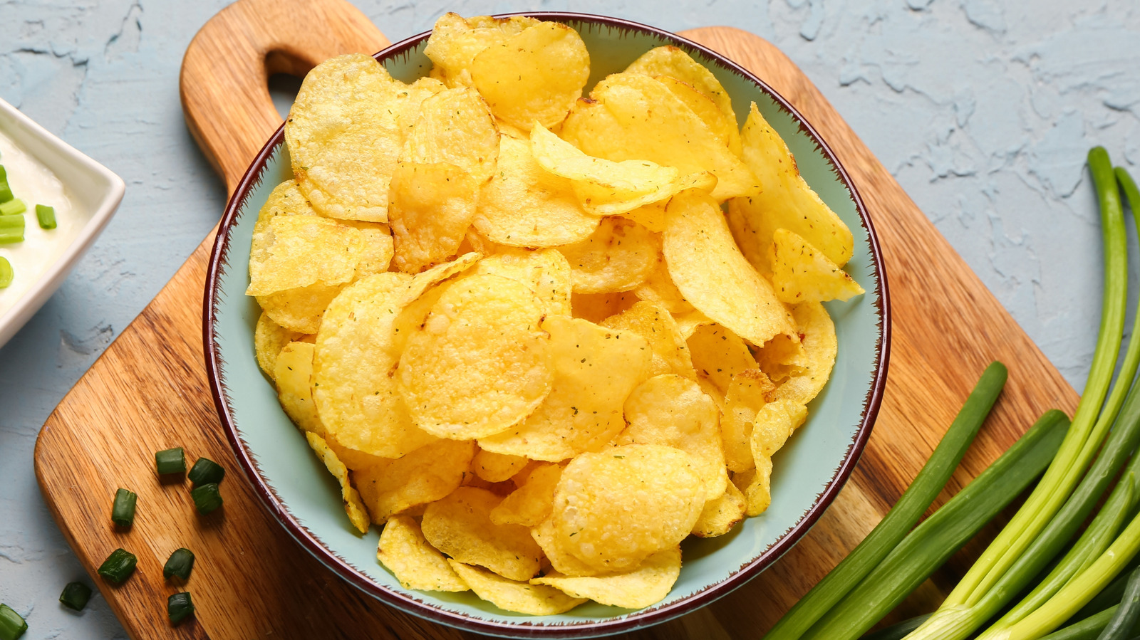 The OG Way Of Selling Potato Chips Was Absolutely Terrible For Freshness
