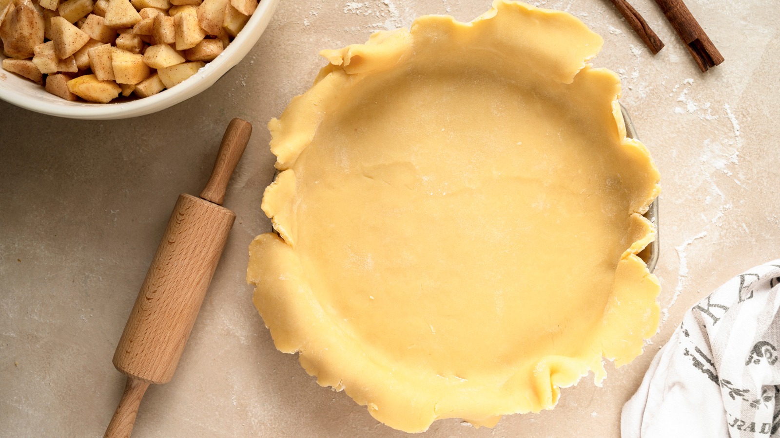 The Old School Appetizer You Should Make With Leftover Pie Dough