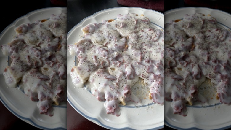 creamed chipped beef on toast