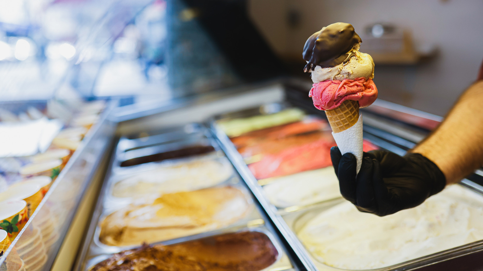 The Old-School Ice Cream Brand You Haven't Seen In Decades Still Has One Louisiana Shop