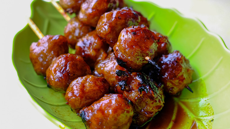 Glazed skewer meatballs