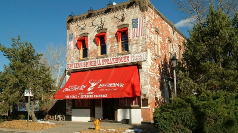 Front view of the Buckhorn Exchange Restaurant with antlers at the top