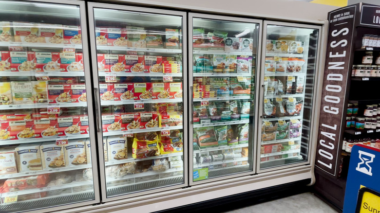 frozen breakfast foods in grocery store