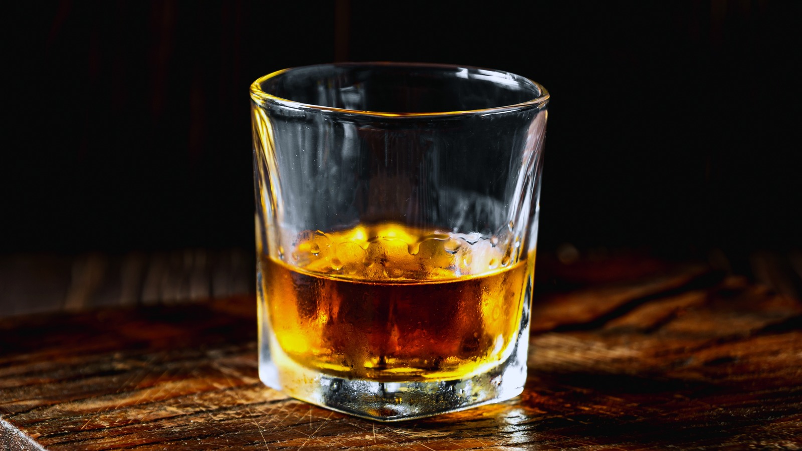 The Origin Behind The Most Common Note In Your Bourbon - Tasting Table
