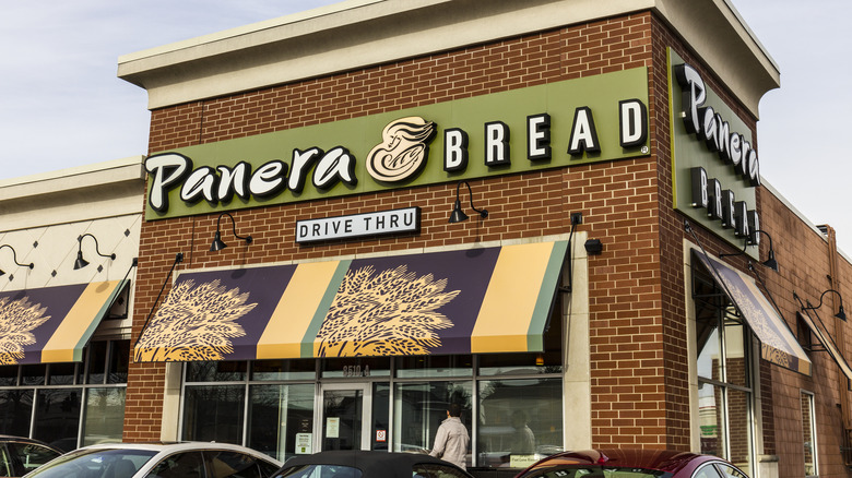 Panera Bread store front