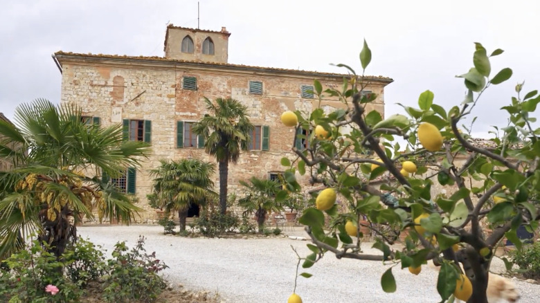 Centuries-old Gori farmhouse in Tuscany