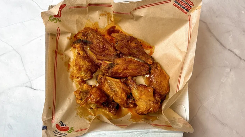 Chili's buffalo wings on a Chili's napkin
