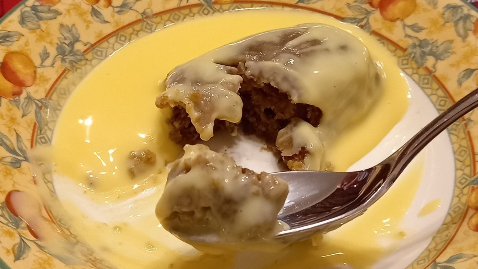 The Popular Scottish Dumpling Dessert That's Boiled In A Cloth