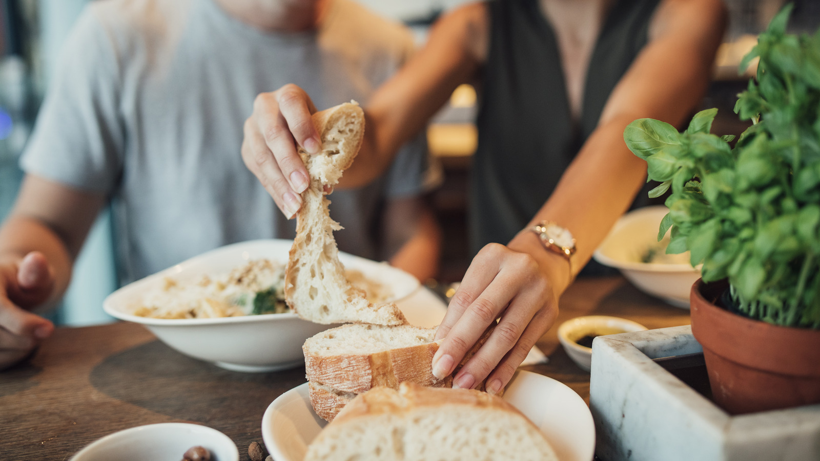 The Proper Way To Eat Bread And Butter At A Restaurant