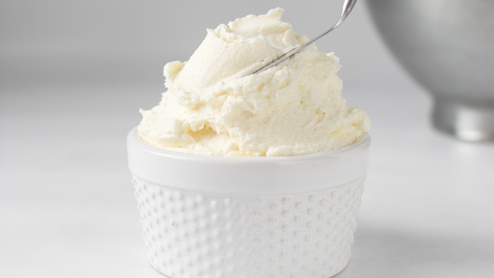 The Quick Trick To Fix Lumpy Buttercream Frosting