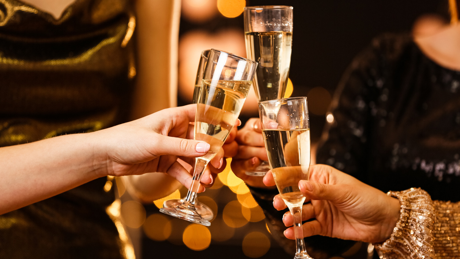 The Reason Bottle Service Isn't Worth It And What To Order Instead