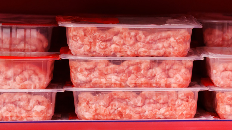 Plastic containers ground beef export