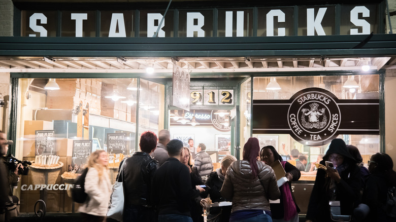 Storefront of Starbucks Pike Place Market