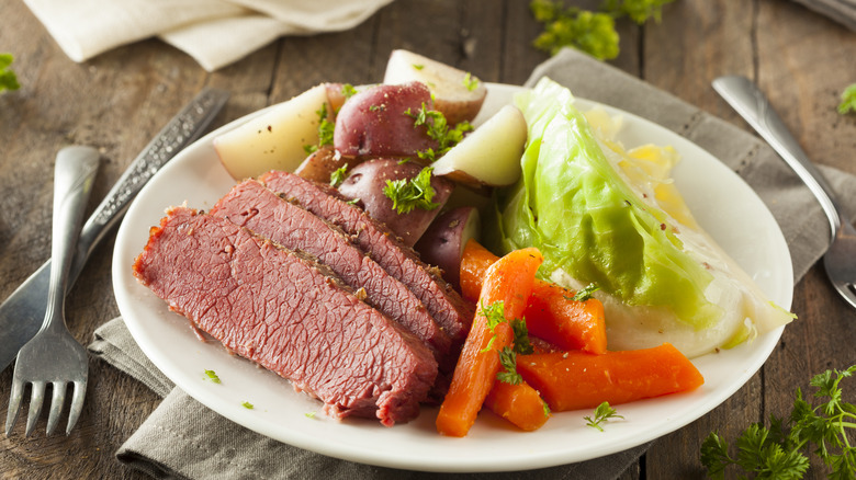 Corned beef carrots potatoes cabbage
