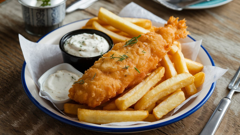 plate of fresh fish and chips