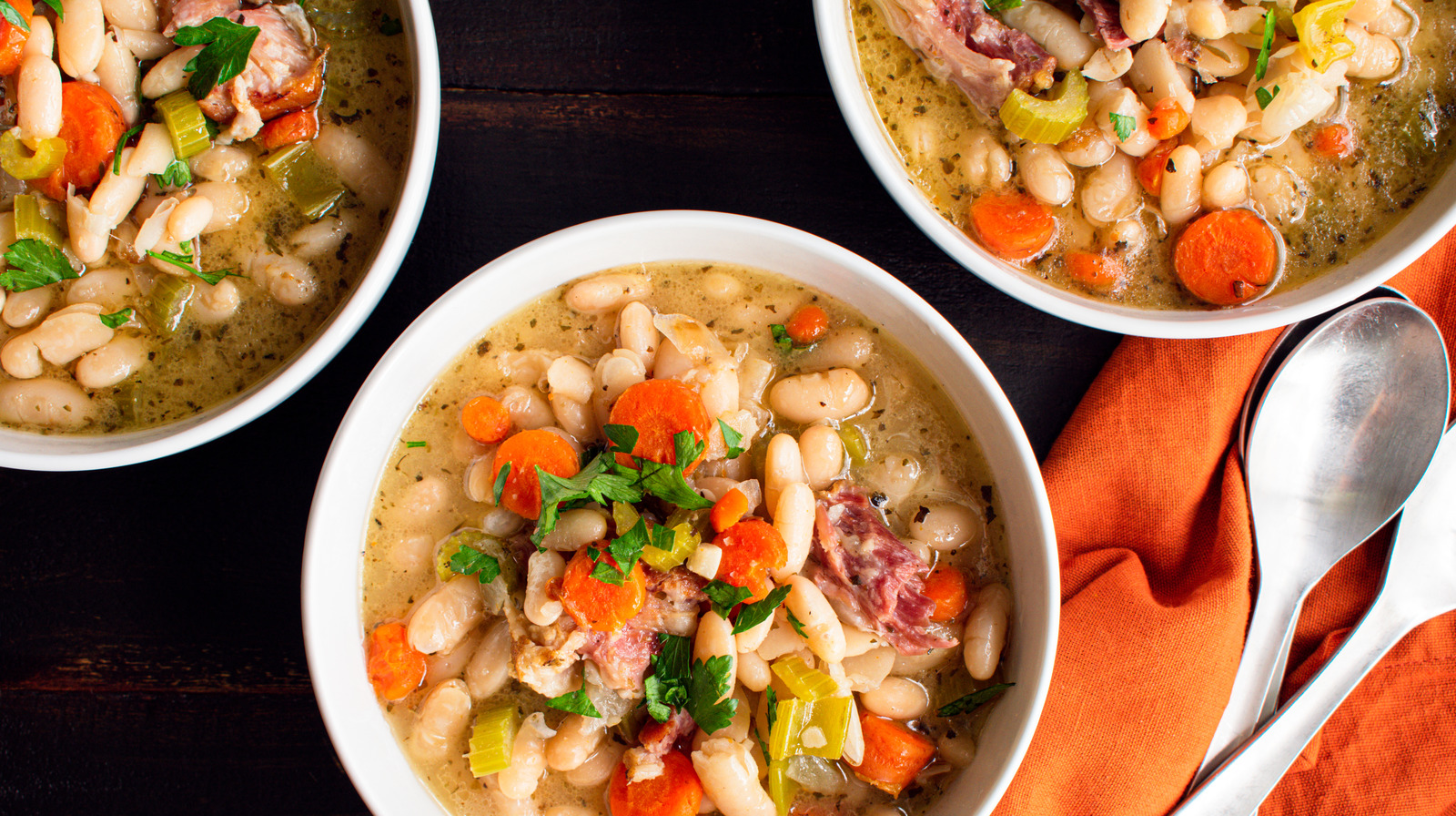 The Right Way To Use Ham Bones To Flavor Soup