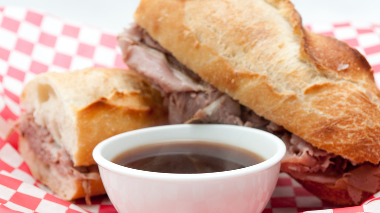 roast beef sandwich and dipping sauce