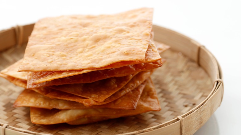 wonton crackers on a plate