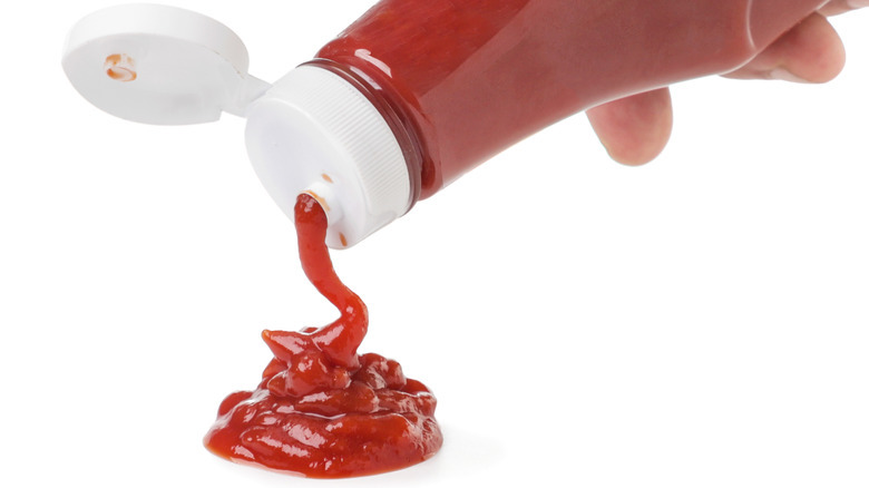 squeezing ketchup
