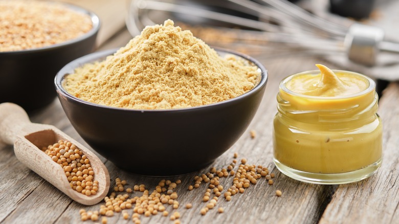 Mustard powder, seeds, and sauce 