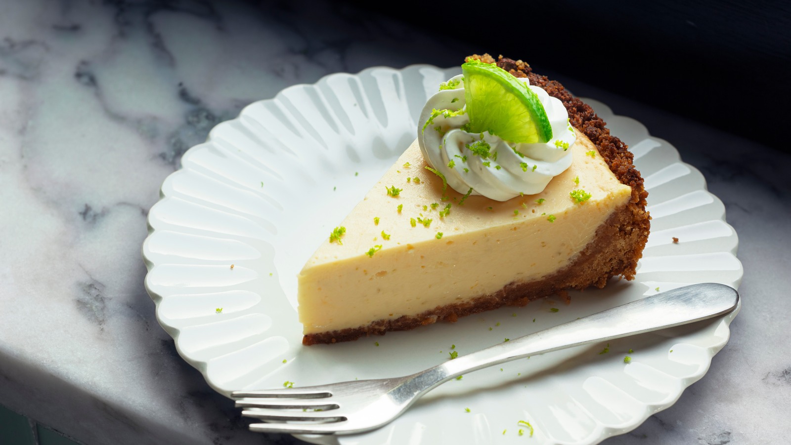 The Secret To A Perfectly Baked Key Lime Pie Is A Bouncy Center