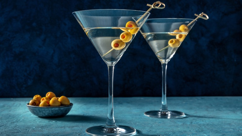 Martinis with bowl of olives