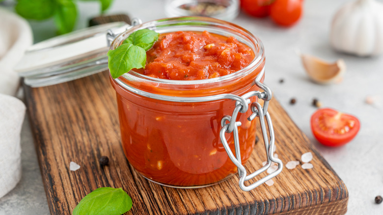 Tomato sauce in jar
