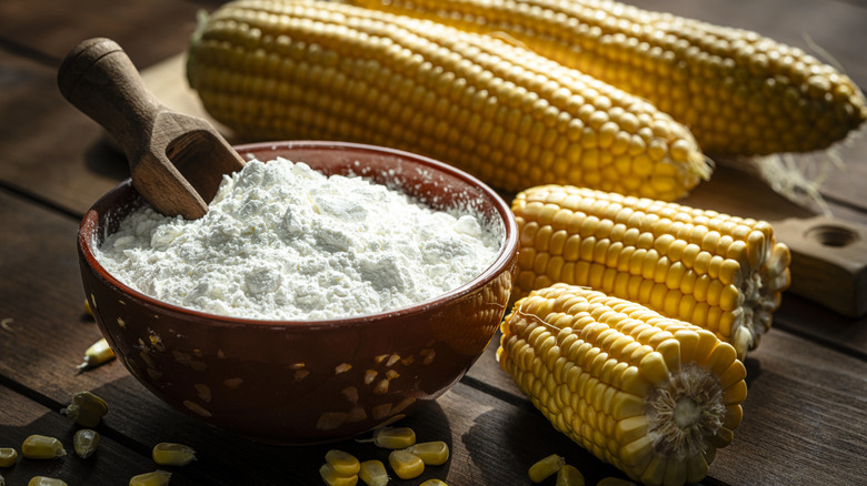 Bowl of cornstarch and corn