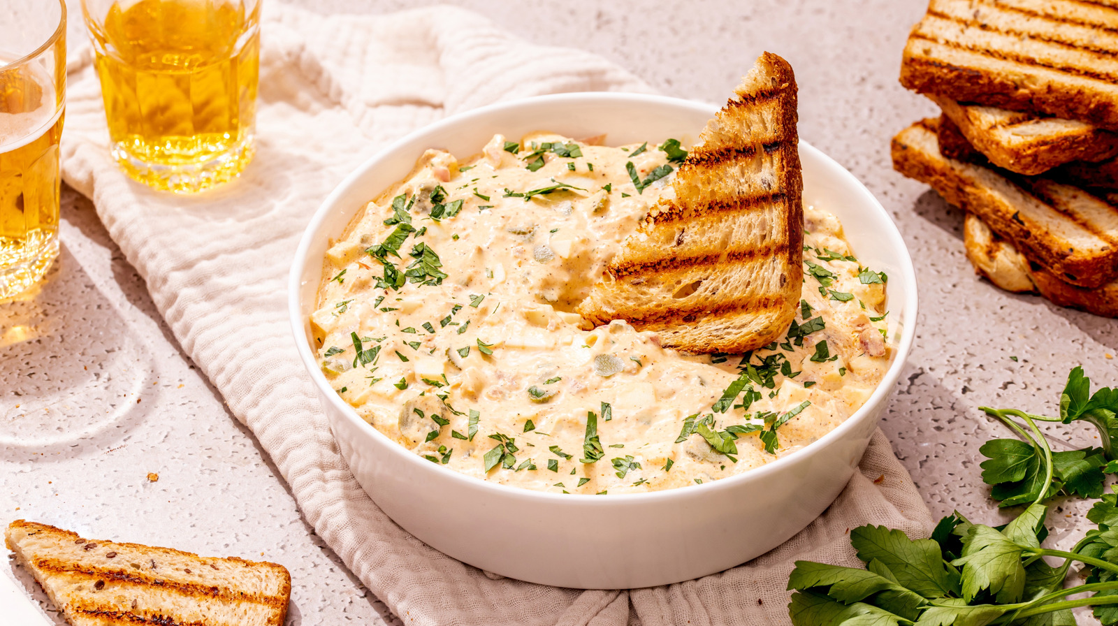 The Simple Ingredient That Makes Tuna Salad Taste Extra Bright - Tasting Table