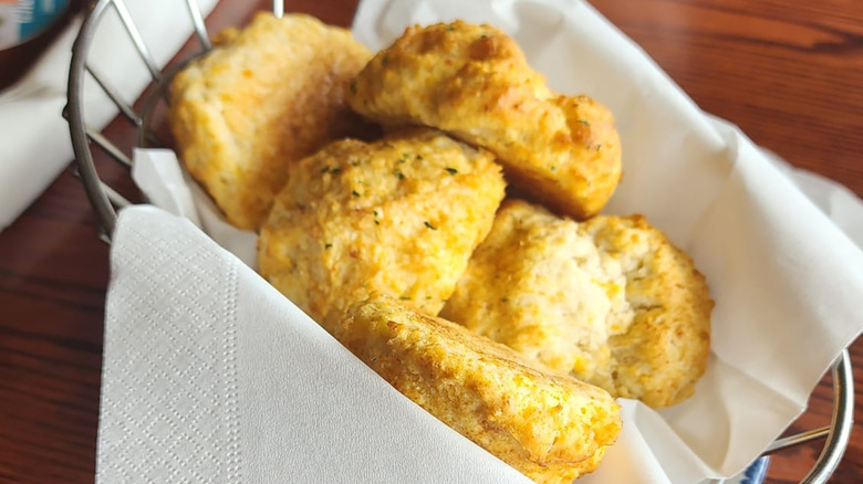 Red Lobster Cheddar Bay Biscuits in a basket