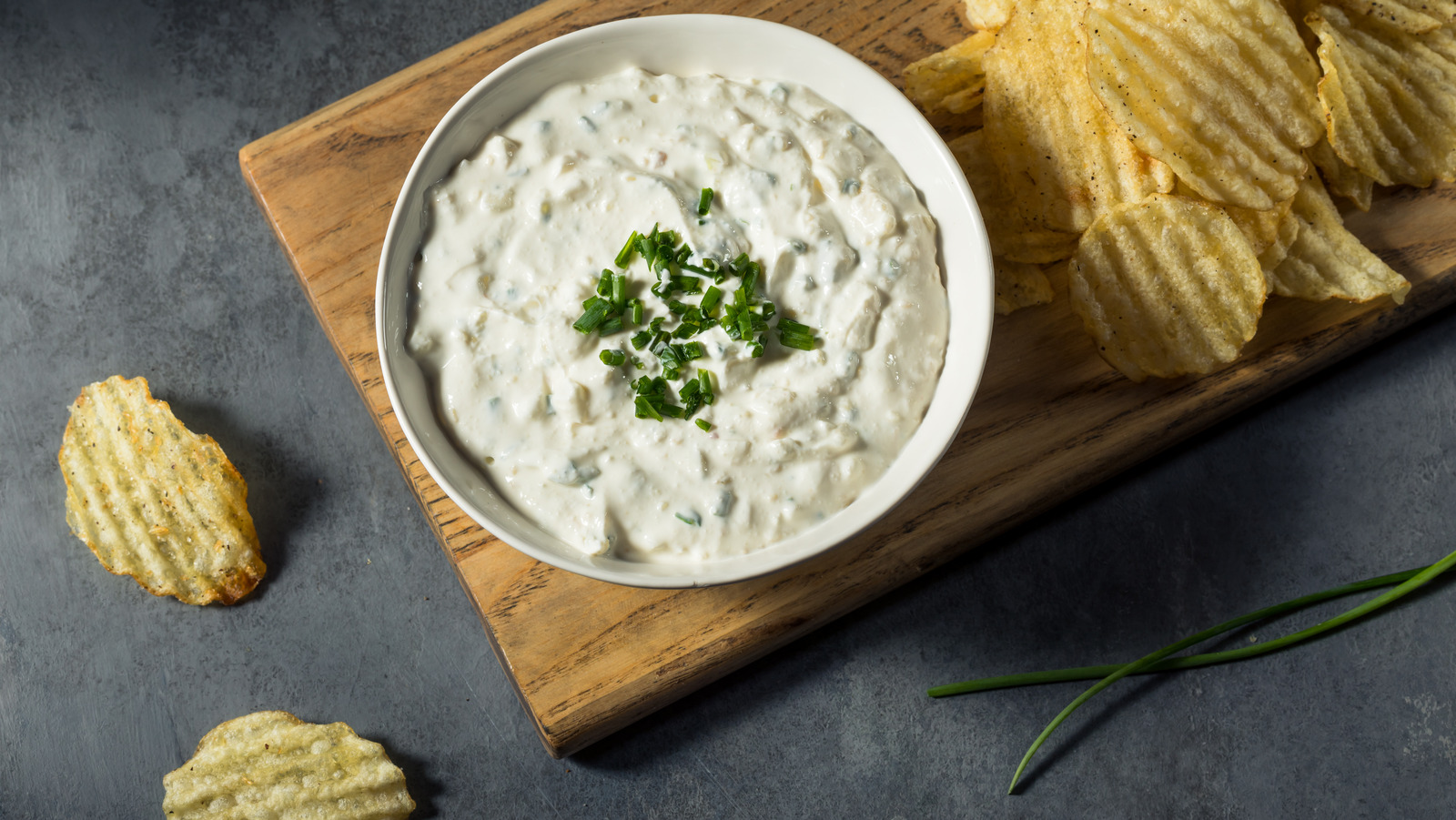 The Sour Cream Swap To Instantly Elevate French Onion Dip