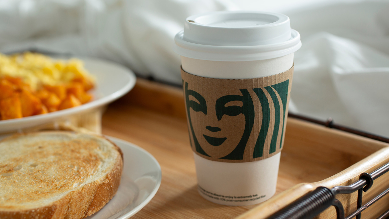 The Starbucks Breakfast Order That's Better For You Than You'd Think - Tasting Table