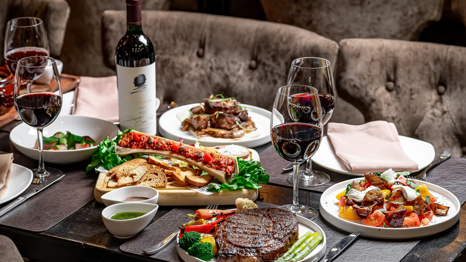The Steakhouse Side Dish Red Flag You Should Never Overlook