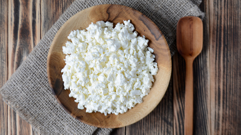 cottage cheese rustic bowl