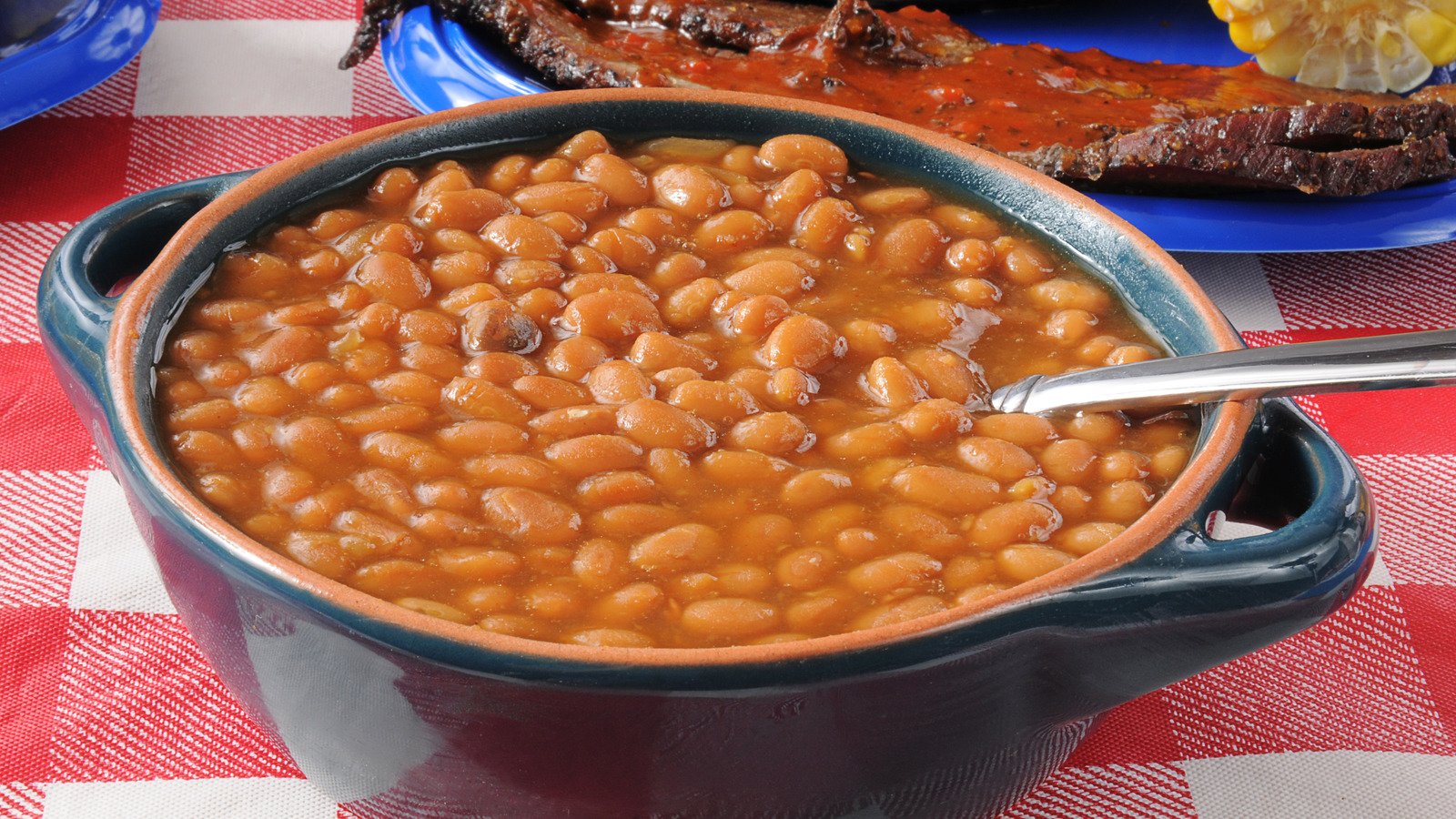 The Subtle Difference Between Maine And Boston Baked Beans