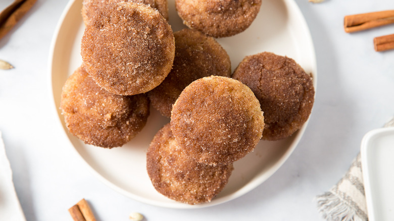 dirt bomb muffins on plate