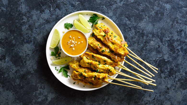 satay sauce with chicken