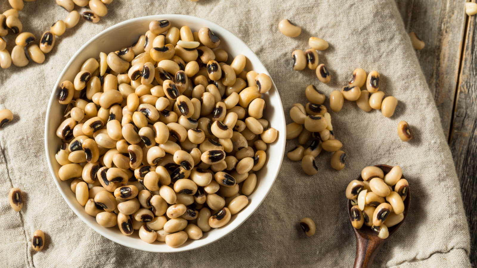 The Symbolic Reason BlackEyed Peas Are Eaten On New Year's Day