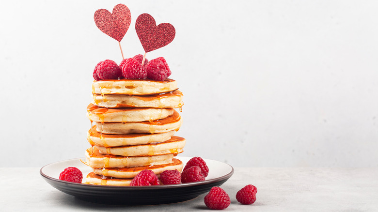 Pancakes with raspberries.