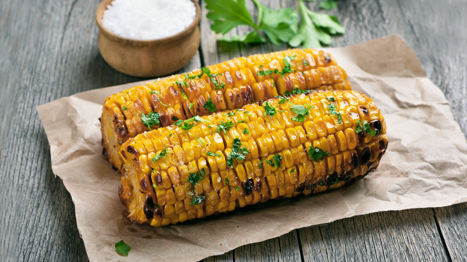 The Telltale Sign Your Corn On The Cob Won't Be Very Tasty - Tasting Table