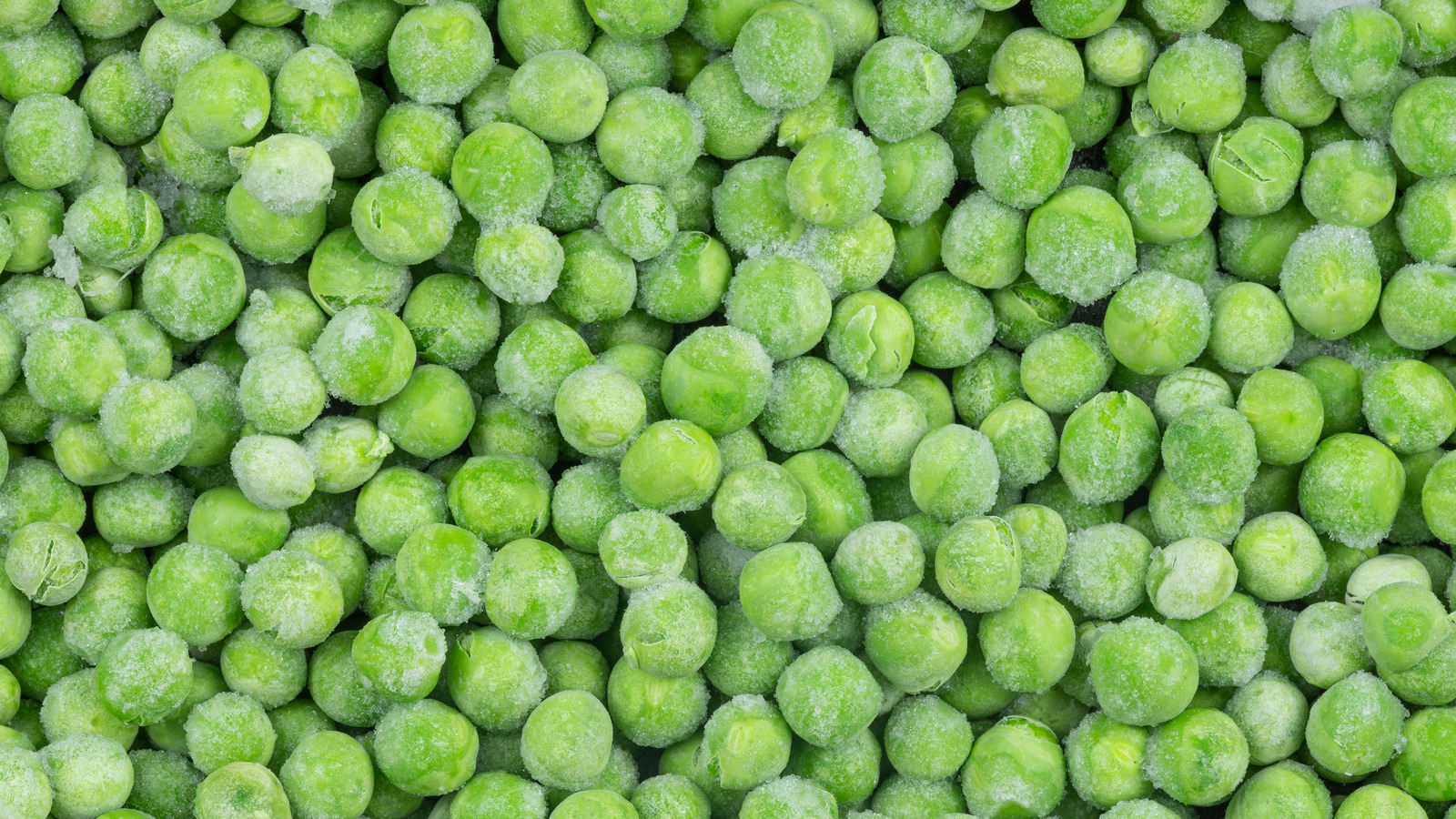 The Textural Reason Frozen Peas Are A Better Buy Than Fresh