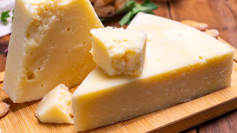 Slices of matured Pecorino Romano cheese